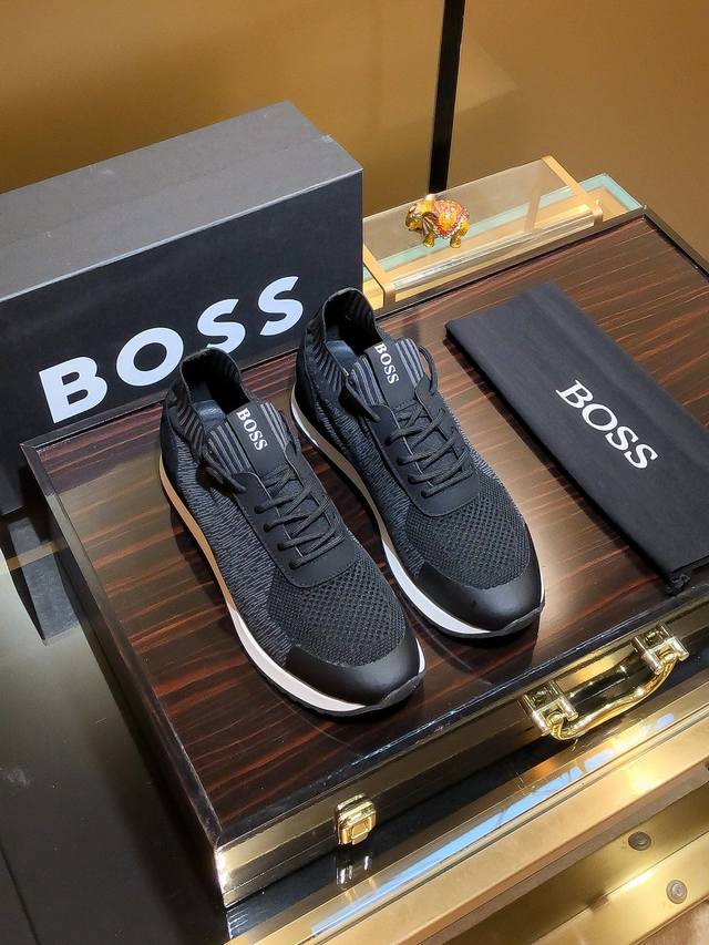 商品名称：Boss 波士 正规码数: 38-44 休闲鞋 商品材料：精选 飞织鞋面，舒适羊皮内里 ；原厂大底。